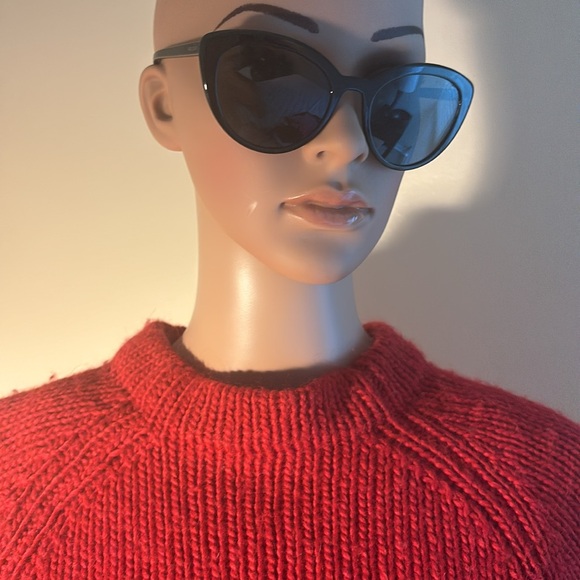 Carolina Herrera Red Wool Sweater XSmall - Picture 2 of 7